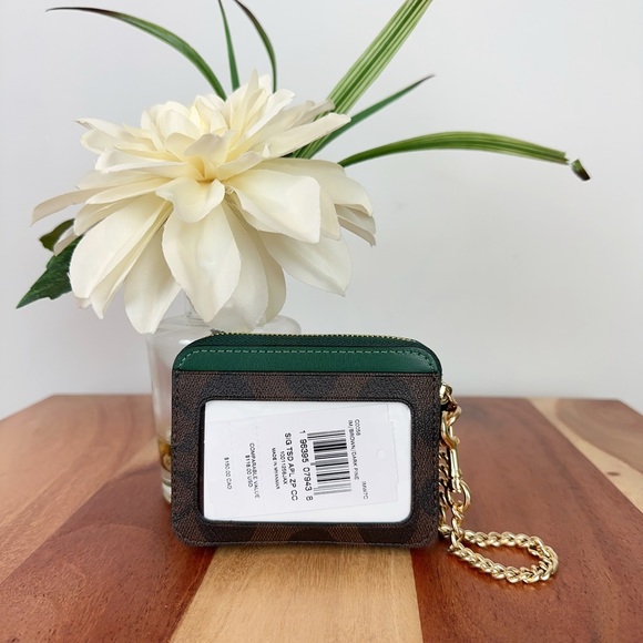 NWT Coach Zip Card Case In Signature Canvas - Picture 4 of 6